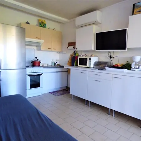 D'une A Avec Magnifique Vue Sur Le Lac Et Jardin Amenage Apartmán *