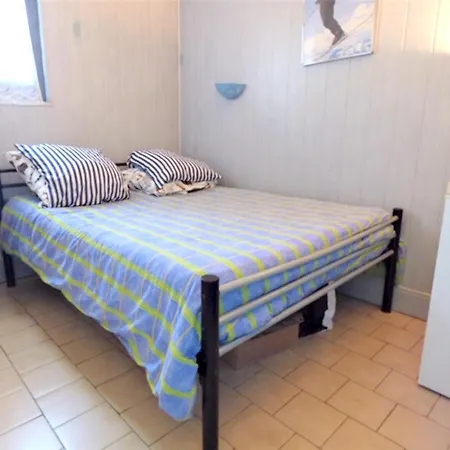 D'une A Avec Magnifique Vue Sur Le Lac Et Jardin Amenage Apartmán *